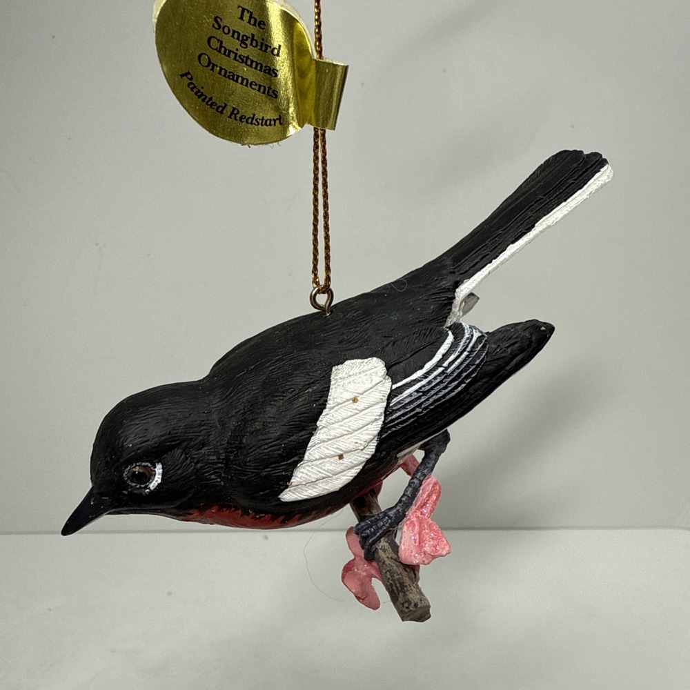 Theβ Songbird Christmas Painted Redstart ornament By Danbury Mint With Tag